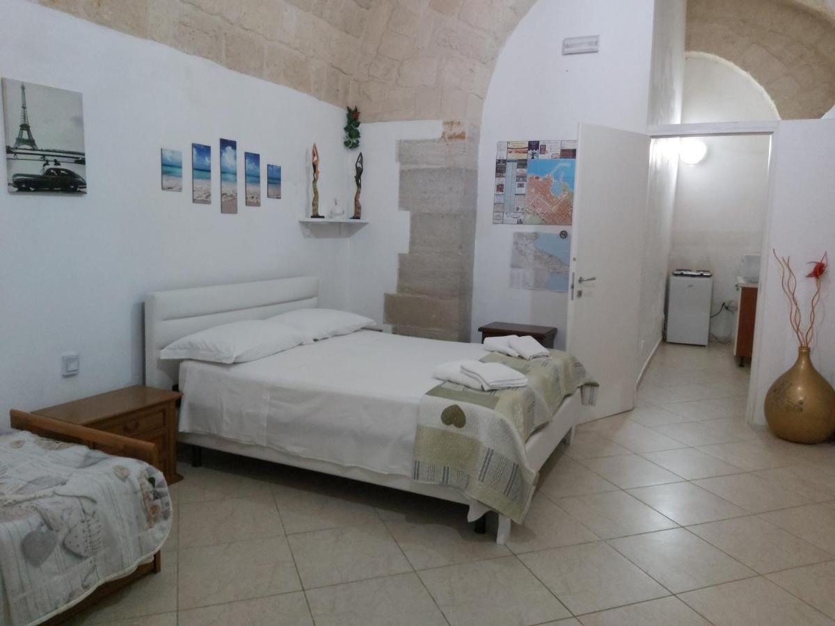 Bed and Breakfast La Stradina Trani Exterior foto